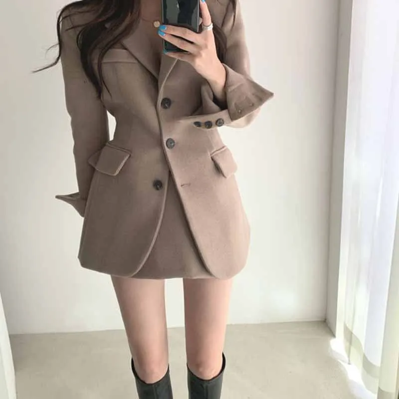 US $46.61