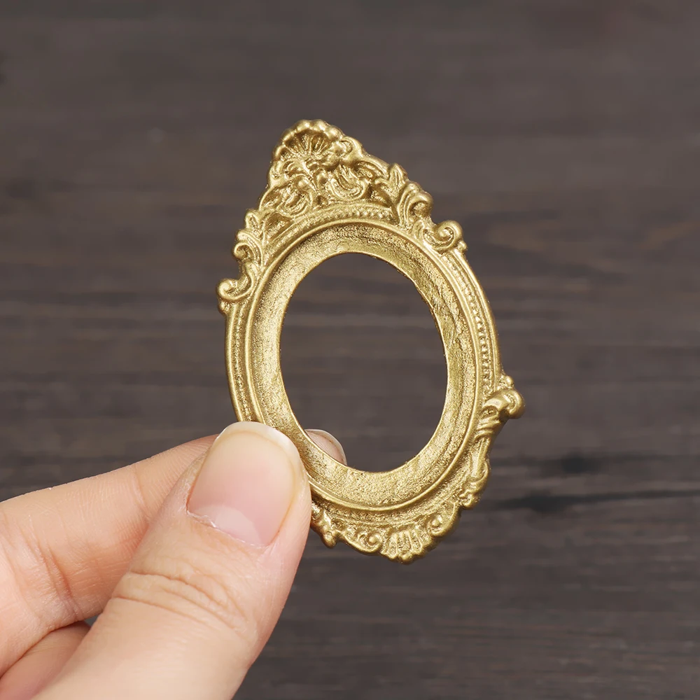 1:12 Scale Mini Photo Frames Retro Mirror for Dollhouse Decor DIY Vintage Ornament Furniture European Doll House Accessories 4 1:12 Scale Mini Photo Frames Retro Mirror for Dollhouse Decor DIY Vintage Ornament Furniture European Doll House Accessories 4