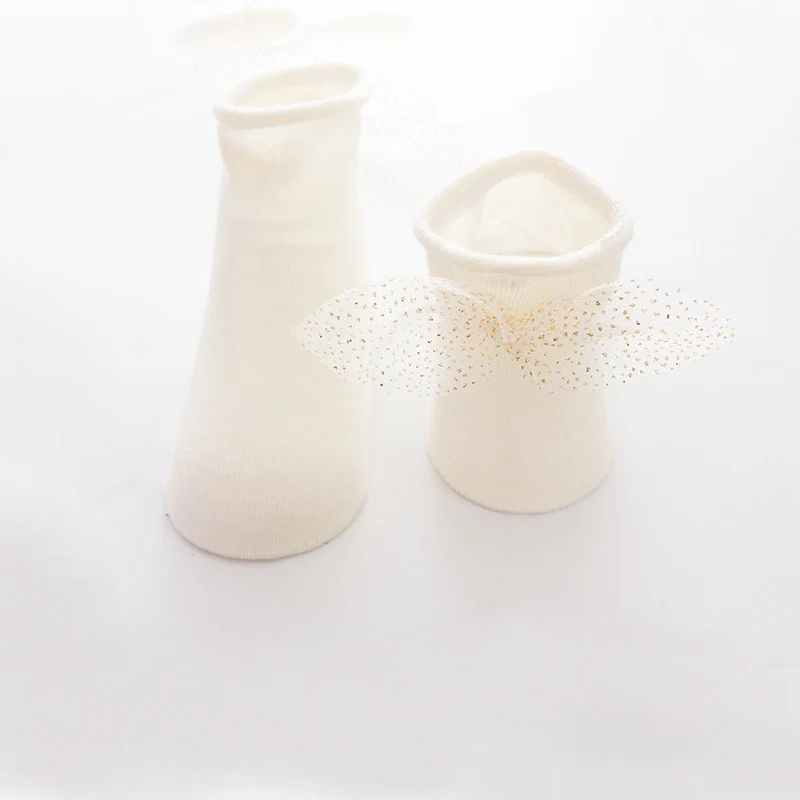 Milk white 1 пара милых Шнуровка с бантиком носки для малышей подарок для новорожденного, для младенца для маленьких девочек хлопковые носки для детей Детские носки Детские Домашние Тапочки - Цвет: Milk white