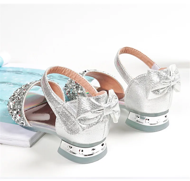 15523779998_941148956