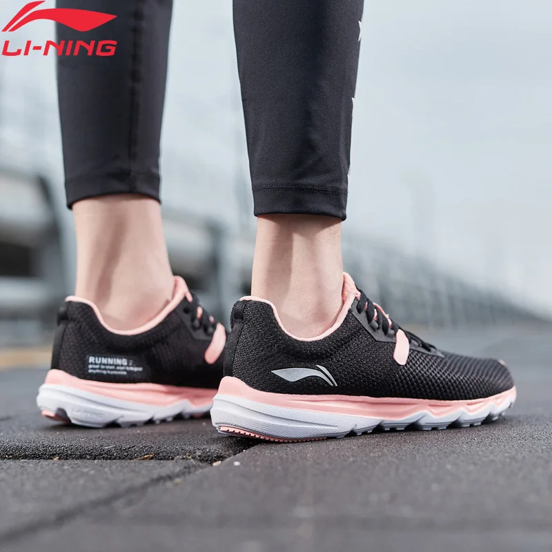 Цена Li Ning Женская обувь для бега; светильник для бега; дышащая обувь для бега; Стабильная поддержка; спортивная обувь для фитнеса; кроссовки; ARBP036 ...