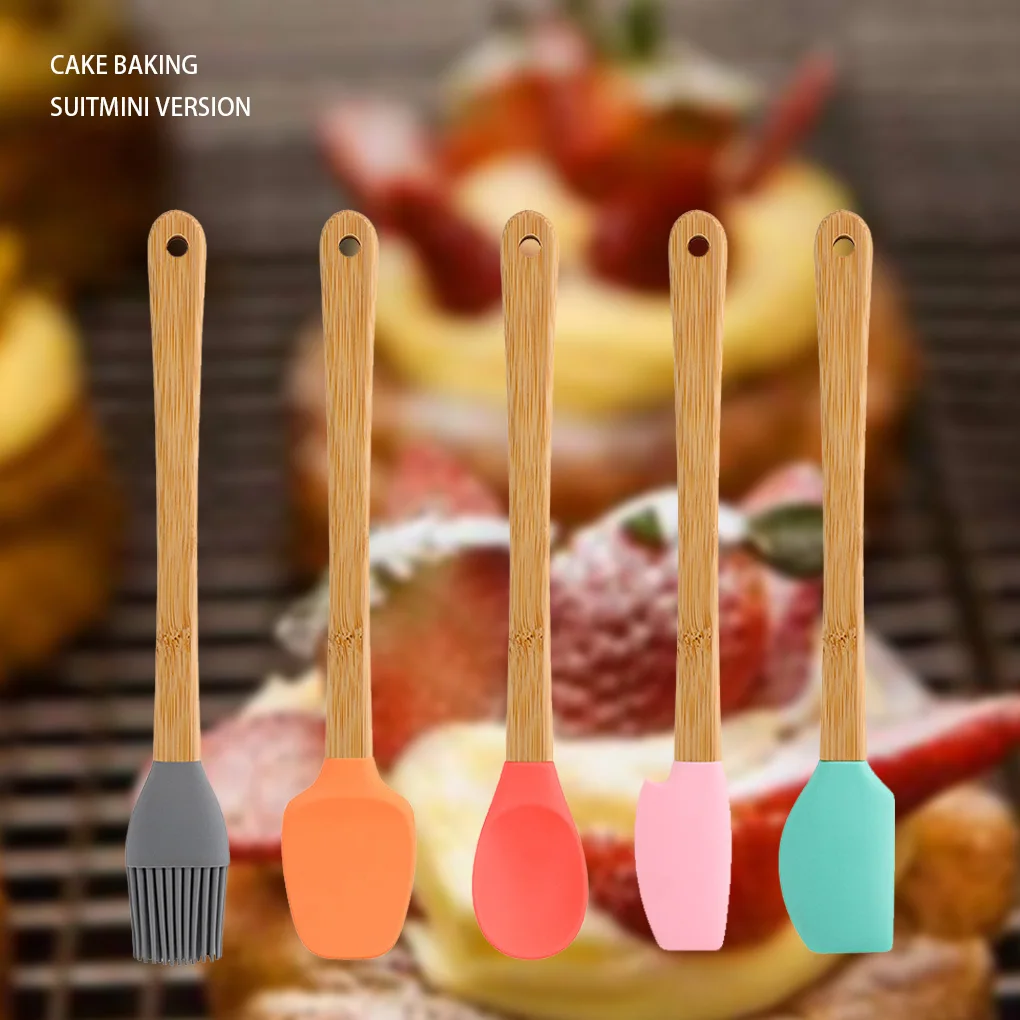 5PCS Baking Brush Spoon Scraper Set Home Bakery Wooden Handle Silicone Head Baking Cooking Tool Kit