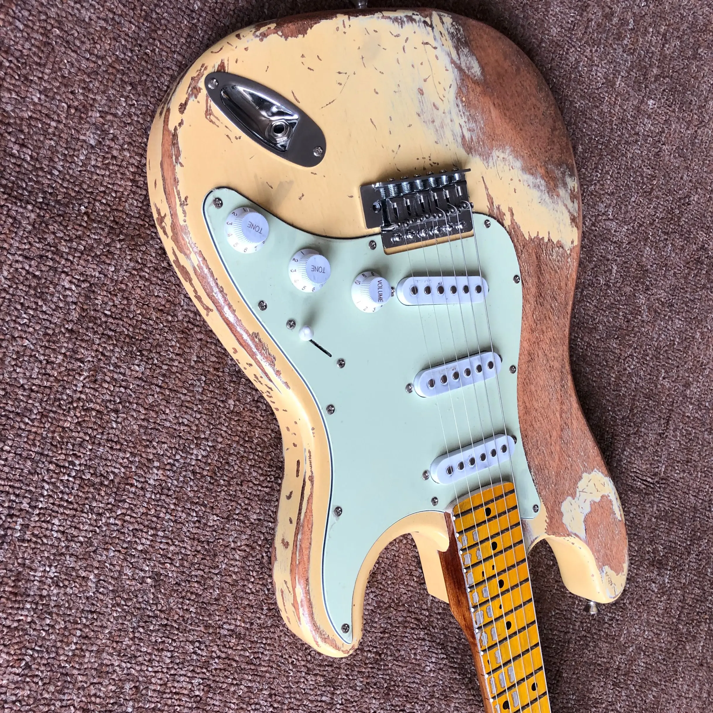 Электрогитара, ручной работы 6 струн клен гриф, высокое качество пикапы gitaar, relics by hands guitar ra