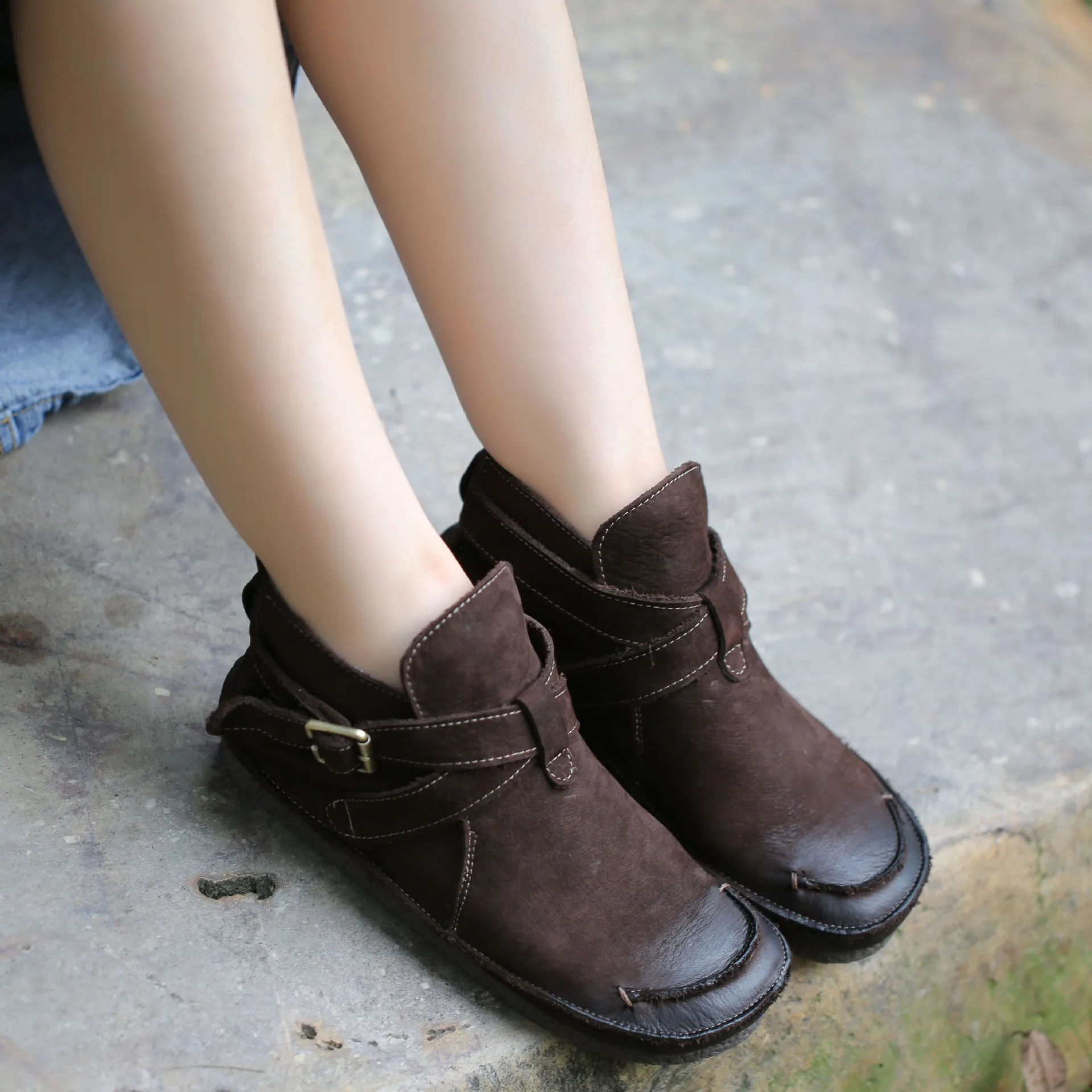 

Artdiya Original Autumn and Winter New Vintage Genuine Leather Women Boots Round Toe Flat Bottom Ankle Boots Buckle Shoes 442-8