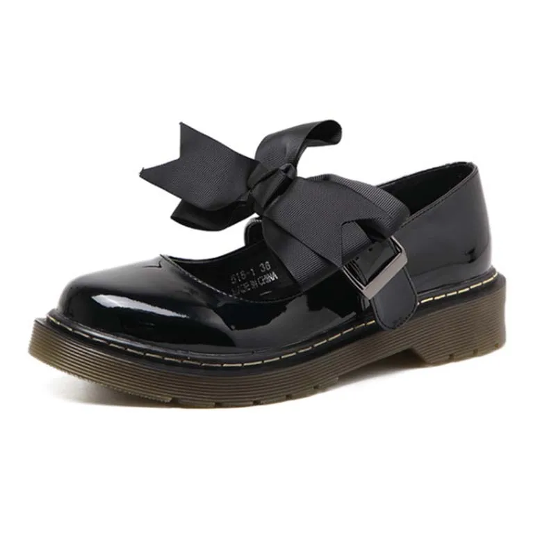 

2019 Spring And Autumn Retro Round Toe Women Shoes With Low Heel Tendon Bottom And Bow Tie Leather Shoes Punk Black Shoes