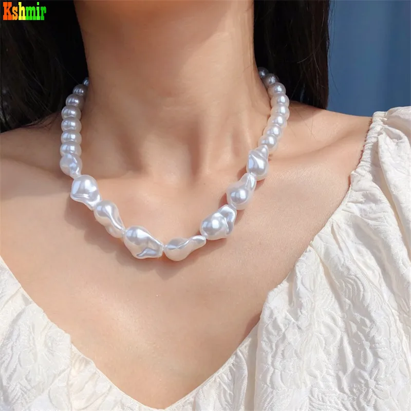 

Clavicular Necklace Retro Style Female Necklace Kshmir Pearl 2020 High Imitation Baroque Pearl Metal Women Chokers Necklaces