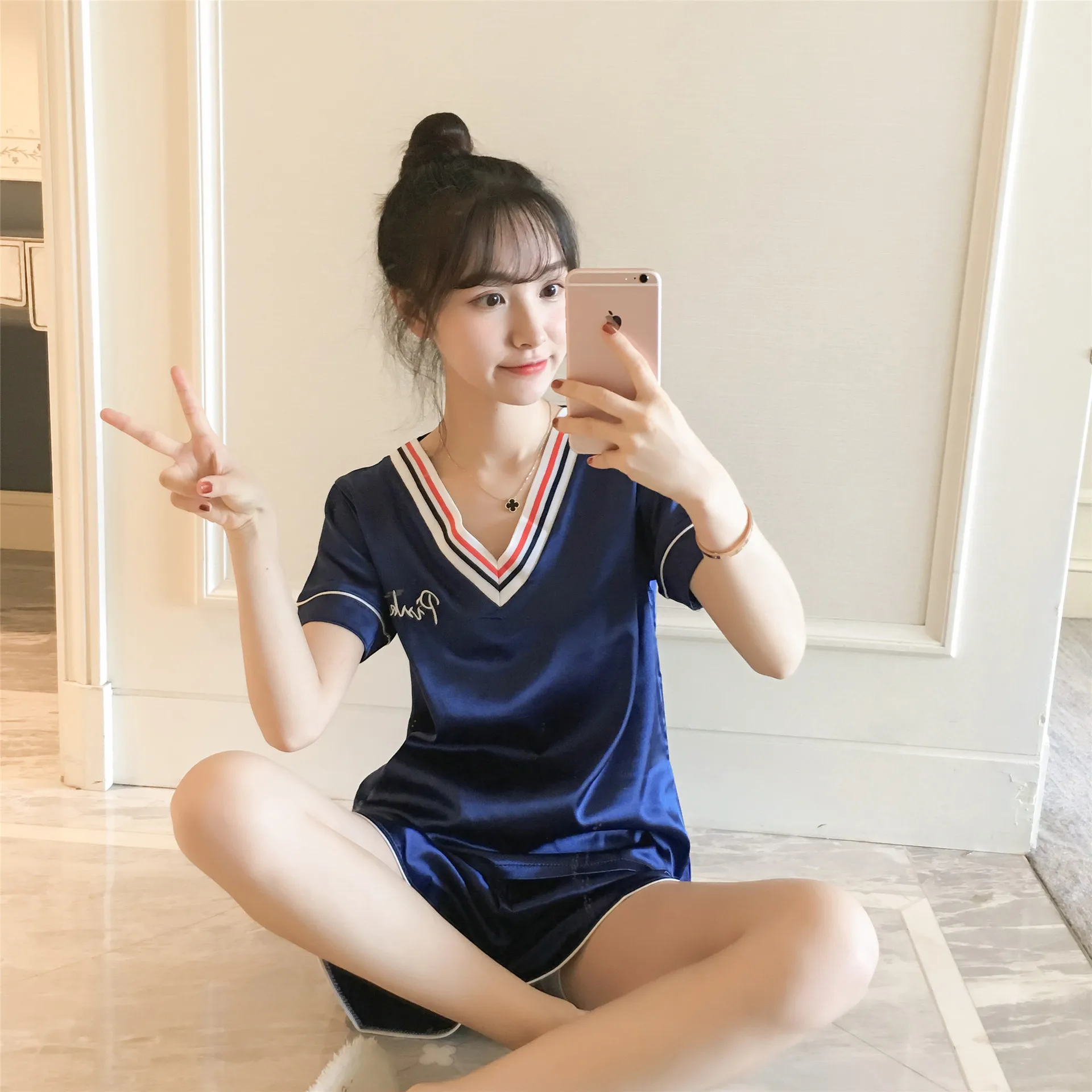 

Dream Friends Drawstring Top Blue Pajamas Women's Xia Bing Silk Short Sleeve Korean-style Spring And Autumn Thin Sweet-Outer Wea