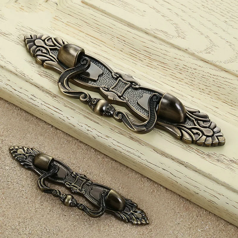 

Door Handles Chinese style is classic drawer chest door handle european-style archaize green bronze hidden shake handshandle win