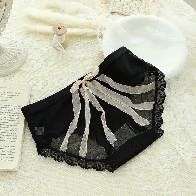 Woman's Black Lace French knickers with geometric design