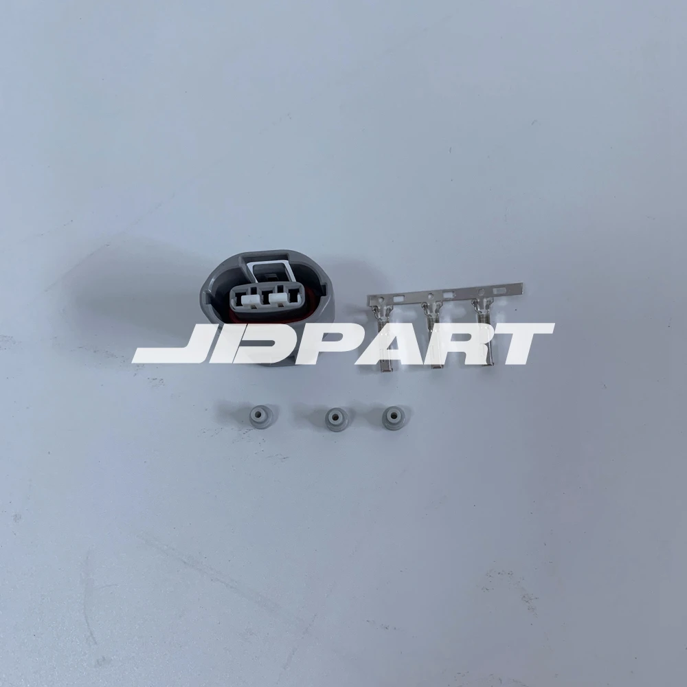 

Для Kubota D1105 клин-разъем 16678-65830