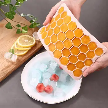 

2pcs 38 Cavity Ice Cube Molds Honeycomb Silicone DIY Ice Tray Food-grade Ice Lattice Mold with Cover for Kitchen Bar