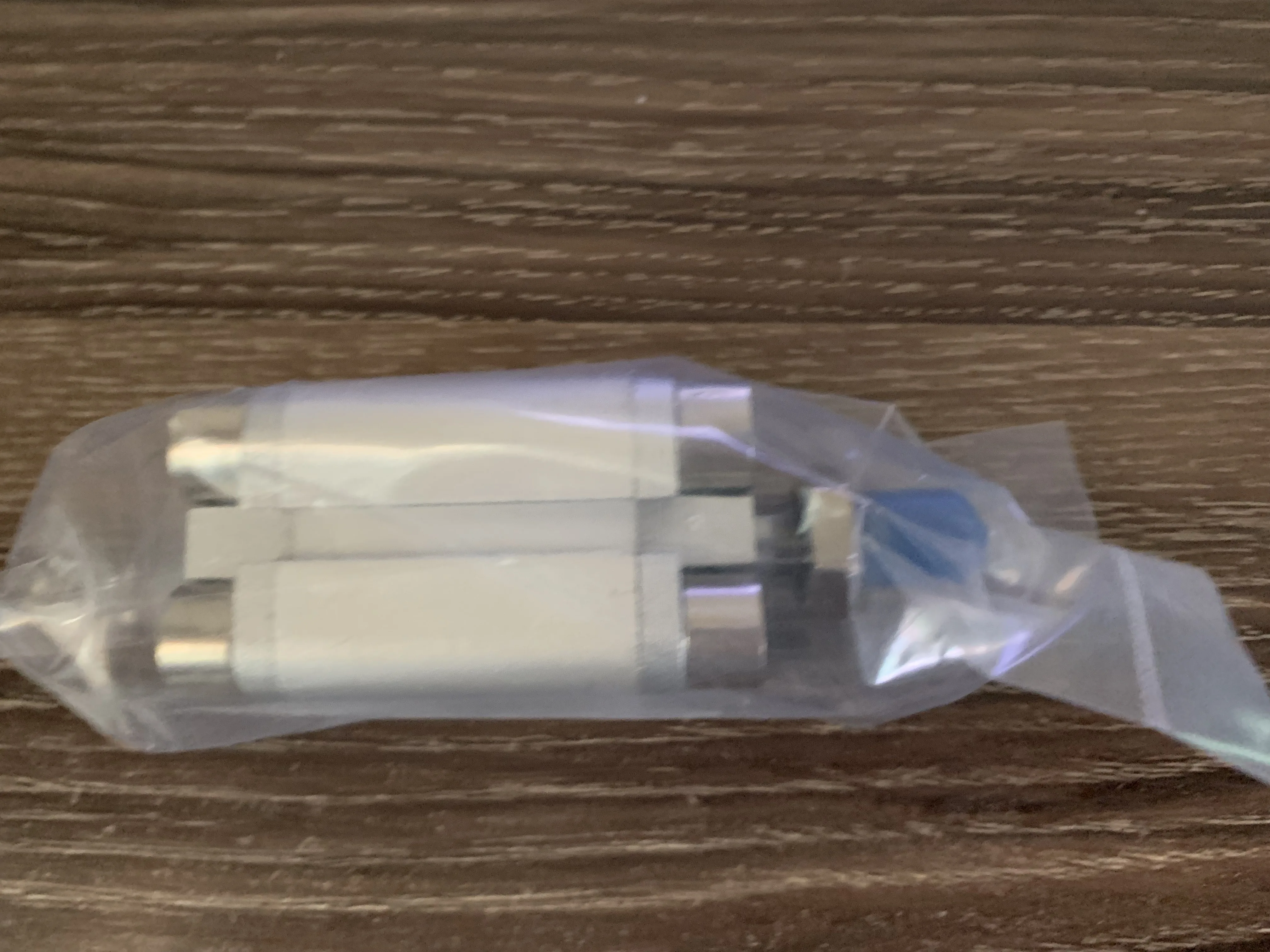 ADVU-20-25-A-P-A 156604 Германия Festo цилиндры