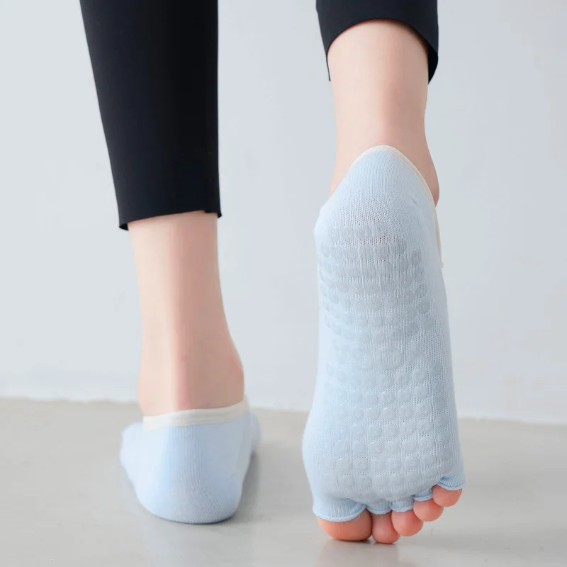 Women Five Fingers Yoga Socks Breathable Cross Straps Pilates Sock Silicone Grip Anti Slip Lace Dance Socks for Fitness Sport