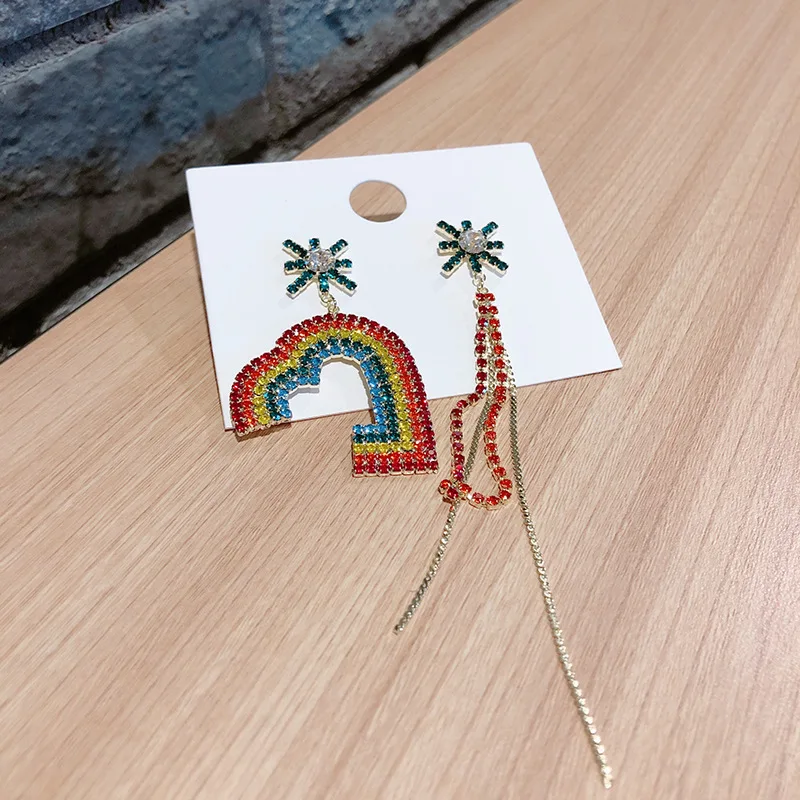 Женские асимметричные серьги капельки радужные стразы в Корейском стиле модные