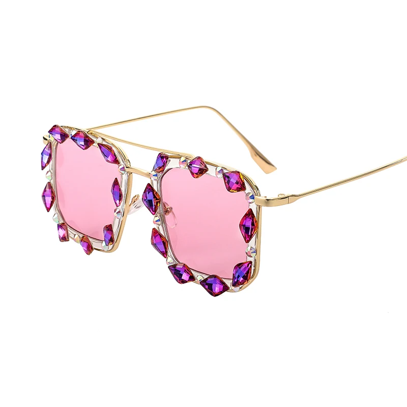 

Luxury Sunglasses Women Square Vintage Retro Brand Designer Oversized Female Rhinestone Sunglasses Shade For Women Men Oculos