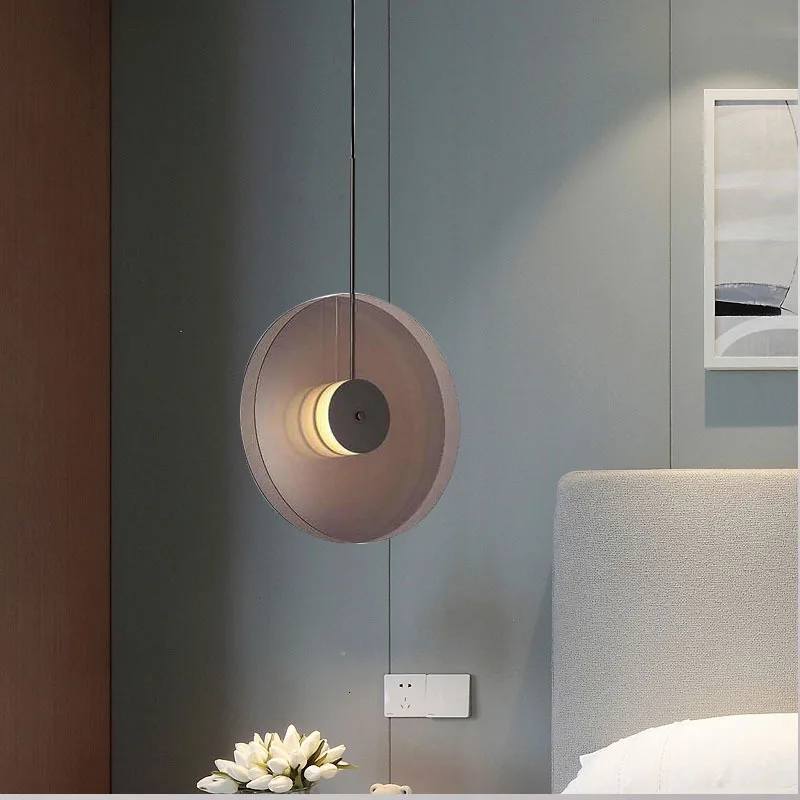 

Modern LED Round Glass Ball Pendant Lights Iron E14 Pendant Lamps Hanging Light Fixture for Living Room Bedroom Dining Room