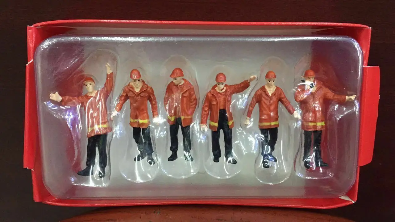 construction figures toys