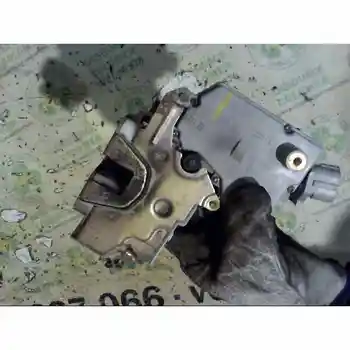 

3016142 lock Right Front Door Nissan First Saloon (p11) 2.0 Turbodiesel Cat