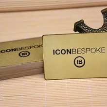 Матовая золотая металлическая карточка с принтом черного цвета 85*54*0,3 мм