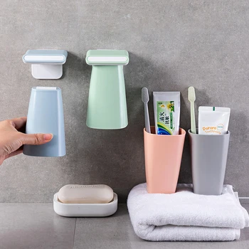 

Creative Magnetic Toothbrush Cup Wall-mounted Couple Brushing Teeth Cup Inverted Drain Cups Bathroom Decoration Accessories