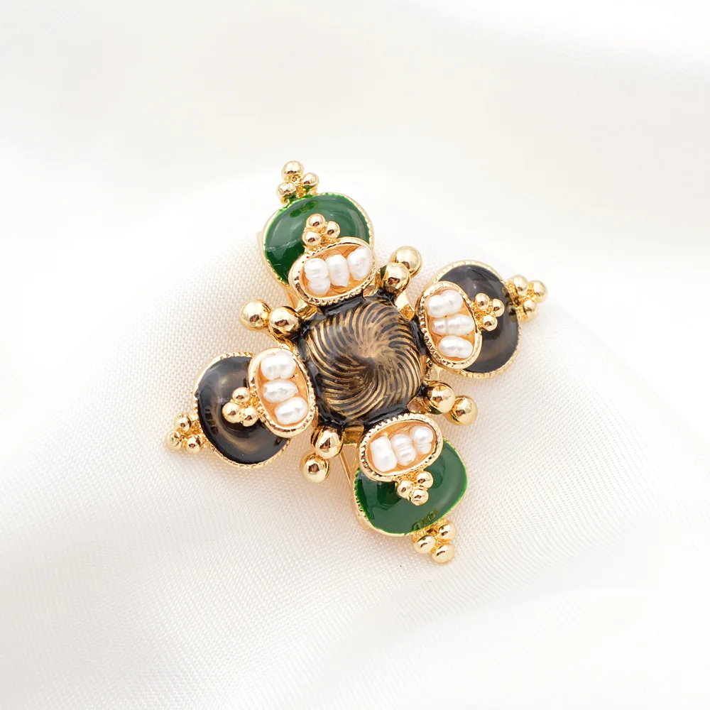 CINDY-XIANG-Freshwater-Pearl-Cross-Brooches-Unisex-Baroque-Pins-Women-and-Men-Jewelry-Enamel-Broches-High (2)