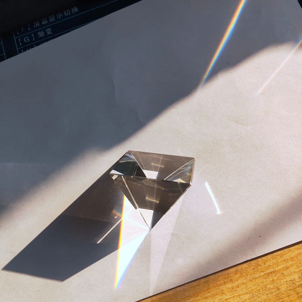 Rainbow Prism Optical Glass Crystal Pyramid 40mm Height Rectangular Pyramid Polyhedral Popularization Science Studying Student