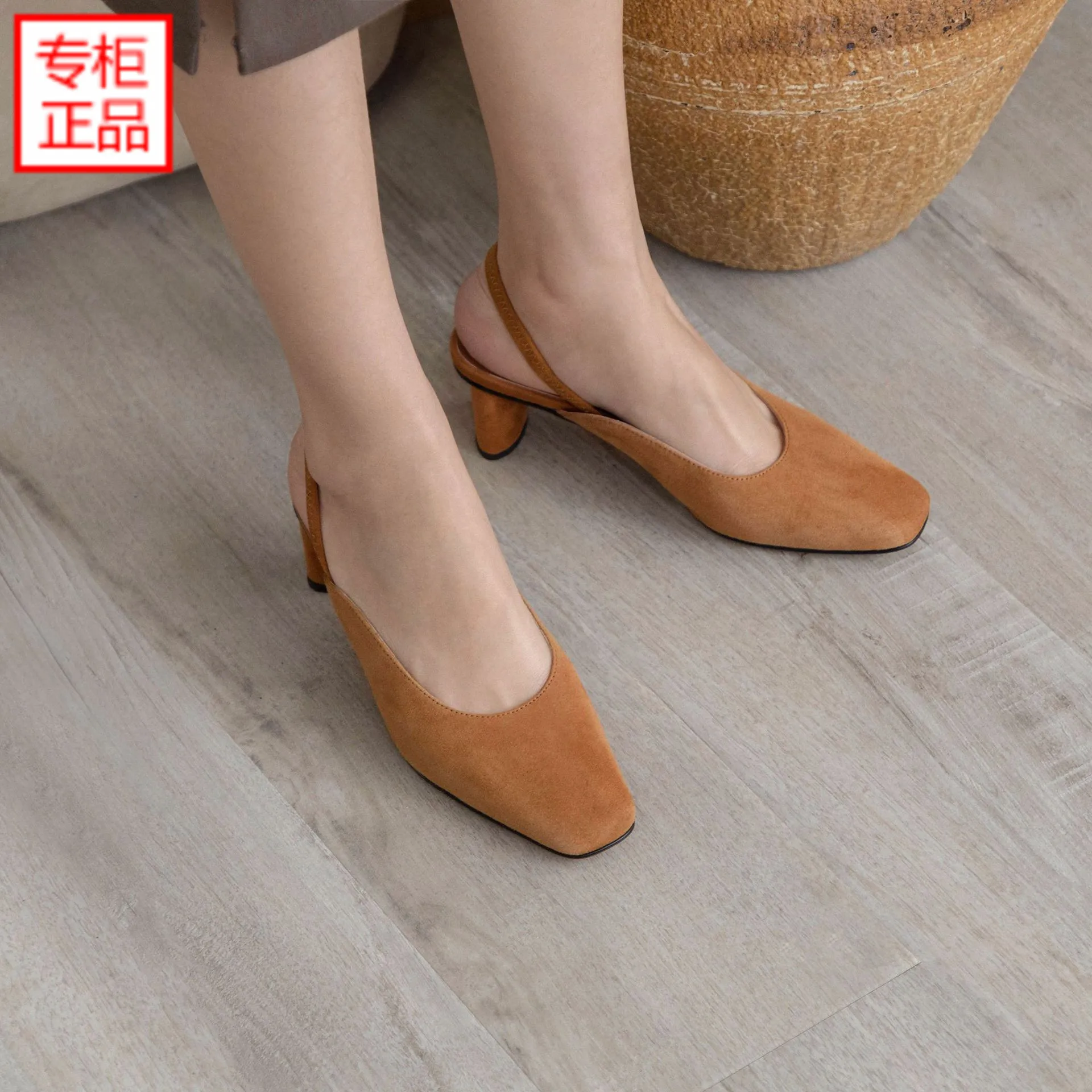 

2019 Spring New Style Genuine Leather Small Square Head Simple Closed-toe Slingback with Single Sandals Small Square with Solid