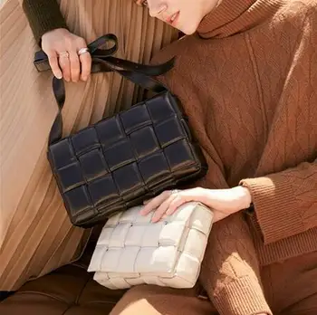 

Crocodile Pattern Solid Color Pu Leather Crossbody Bags For Women 2020 Chain Design Shoulder Messenger Bag Female Travel Handbag