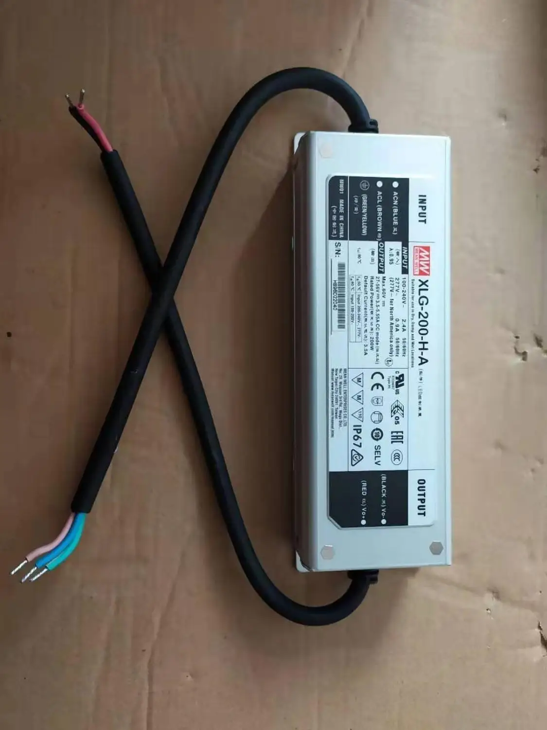MEAN WELL 200W Светодиодный драйвер с режимом постоянной мощности XLG-200-H-A
