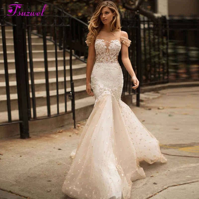 

Fsuzwel New Charming Boat Neck Button Lace Mermaid Wedding Dresses 2020 Luxury Beaded Appliques Sweep Train Trumpet Bridal Gown