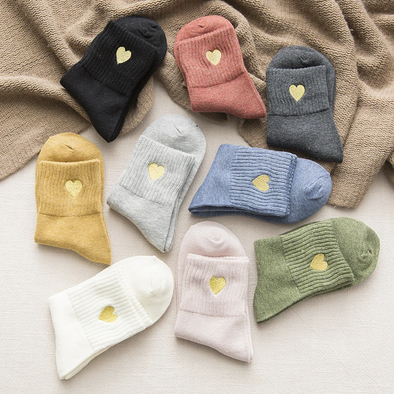 Длинные носки с вышитыми сердечками и сердечками; зимние теплые женские модные хлопковые носки; женские блестящие носки в стиле Харадзюку для девочек; Calcetines Mujer