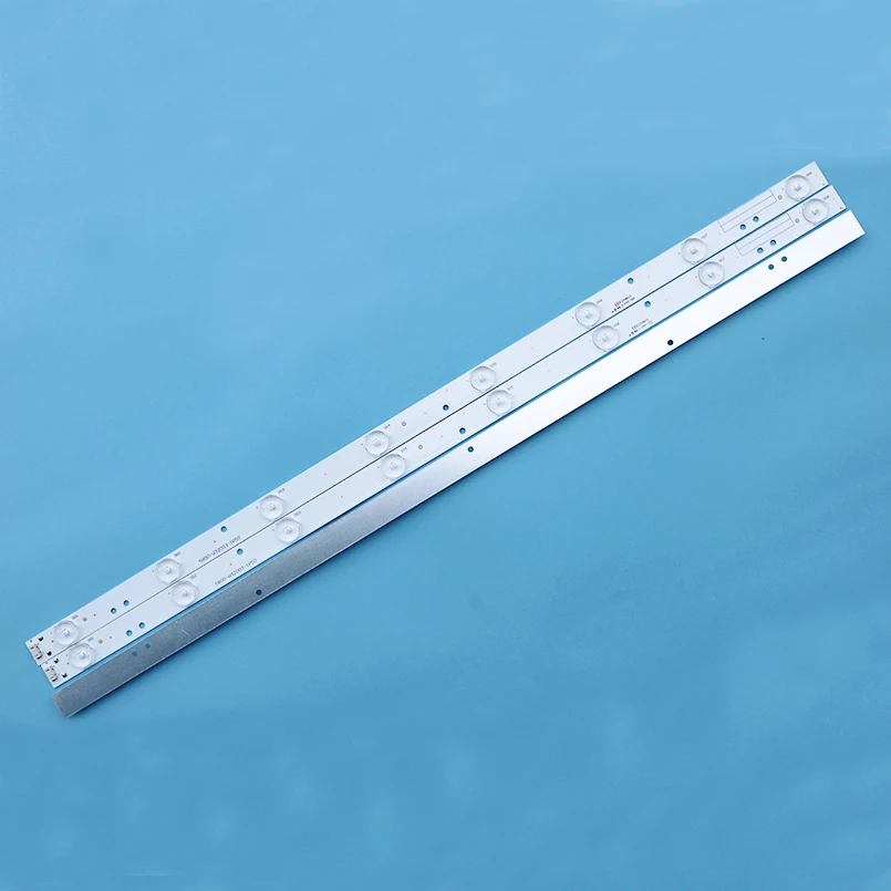

LED Backlight strip 8 Lamp for Skyworth 32E350E 32E320W 32E306C 32INCH WS V2.0 PITCH 80MM 32E310C LED32C45RQD dl3271(B) W