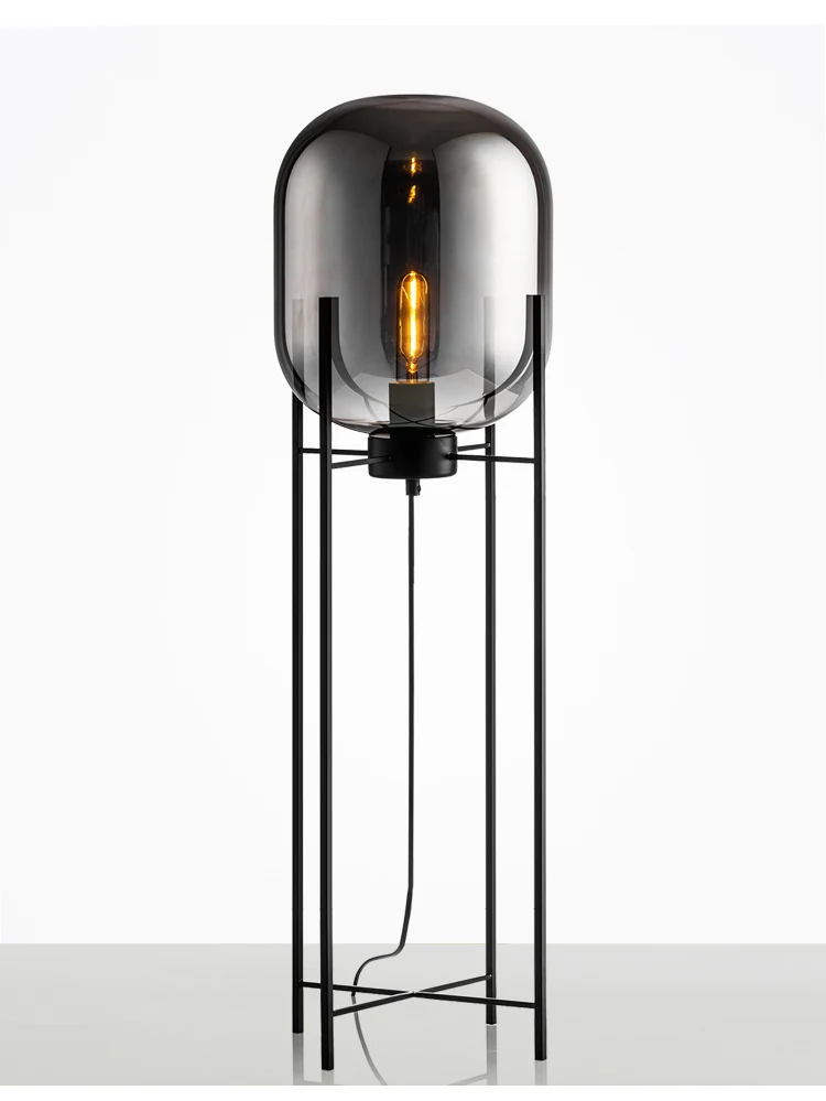 Fyr Floor Lamp