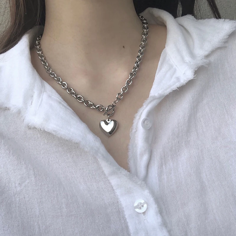 

Hot Sale Buckle Design Necklace New Style Women Necklace Chain Heart Necklaces Necklaces Fine Jewelry Punk Collar Pendant Gift