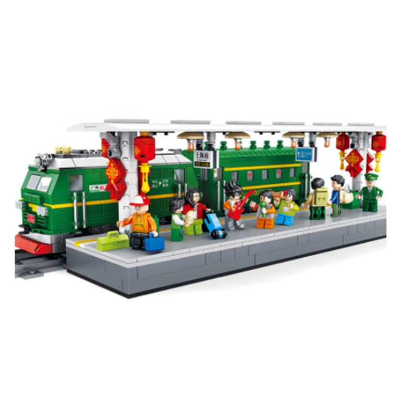 

610008 Creator Spring Festival Series Green train ShangHai Railway Station Model Building Blocks Bricks birthday Gifts Boy Toys