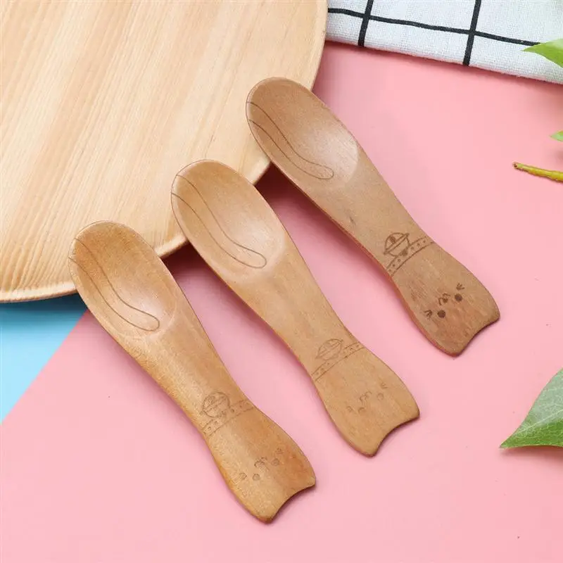 5Pcs Eco-friendly Wooden Spoons Hand Carved Cute Cartoon Animal Pattern Kids Spoon Baby Food Dessert Serving Spoons(Cat