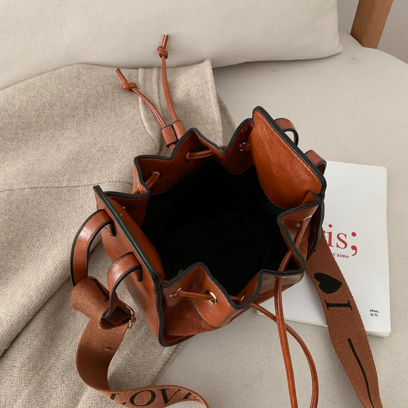 Vintage Matte leather women Bucket bag Letter webbing Crossbody bag for Women's Designer Handbag Ladies Shoulder bags bolsas