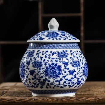 

Traditional Chinese Style Classic Jingdezhen 250gTea Caddy Box White and Blue Porcelain Sealed Kung Fu Tea Jar Storage Canister