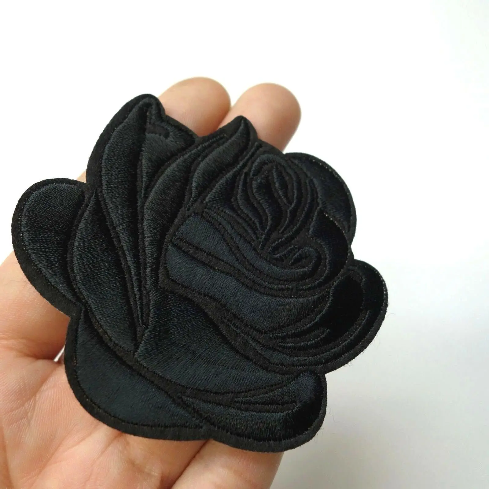 

Hot! Black Rose Iron On Embroidered Patch, Applique Motif - Goth Punk Alt Emo (≈ 7.6-7.4 cm )