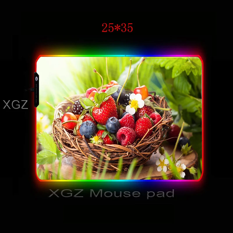 XGZ соблазнительное изображение клубники большой RGB коврик для мыши черный замок-край Аниме Пользовательские компьютерная клавиатура стол коврик резиновый нескользящий