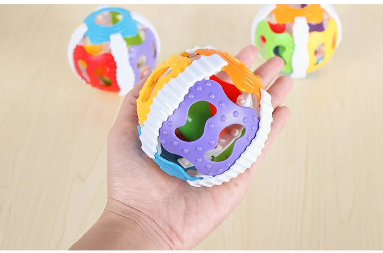 Игрушка-колокольчик для новорожденных, Детские развивающий Звоночек, мягкий силконус, 6 цветов, ручная погремушка с шариками, оптовая