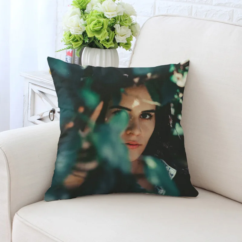 BZ091-28 New Lady Portrait Cushion Cover Marilyn Monroe Super Woman Stars Pillow Cover High Quality Polyester Twill PillowCase Decorative - Цвет: BZ091-28