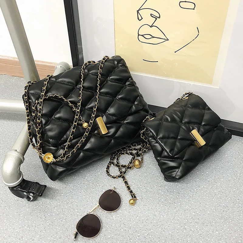 

High-quality rhombic chain handbags 2020 autumn and winter new fashion messenger bag one-shoulder hand carry small square bag