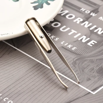 

Portable LED Light Eyelash Tweezers Tool Stainless Steel Trimming Eyebrow Tweezers Eyelash Tweezers Tool BBB2