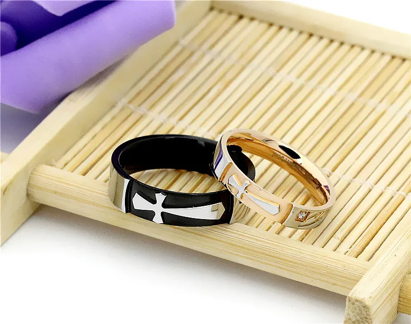 Orville Luo Cool Couple Ring Romantic Fashion Popular Couple Rings Carving Cross Titanium Steel Ring
