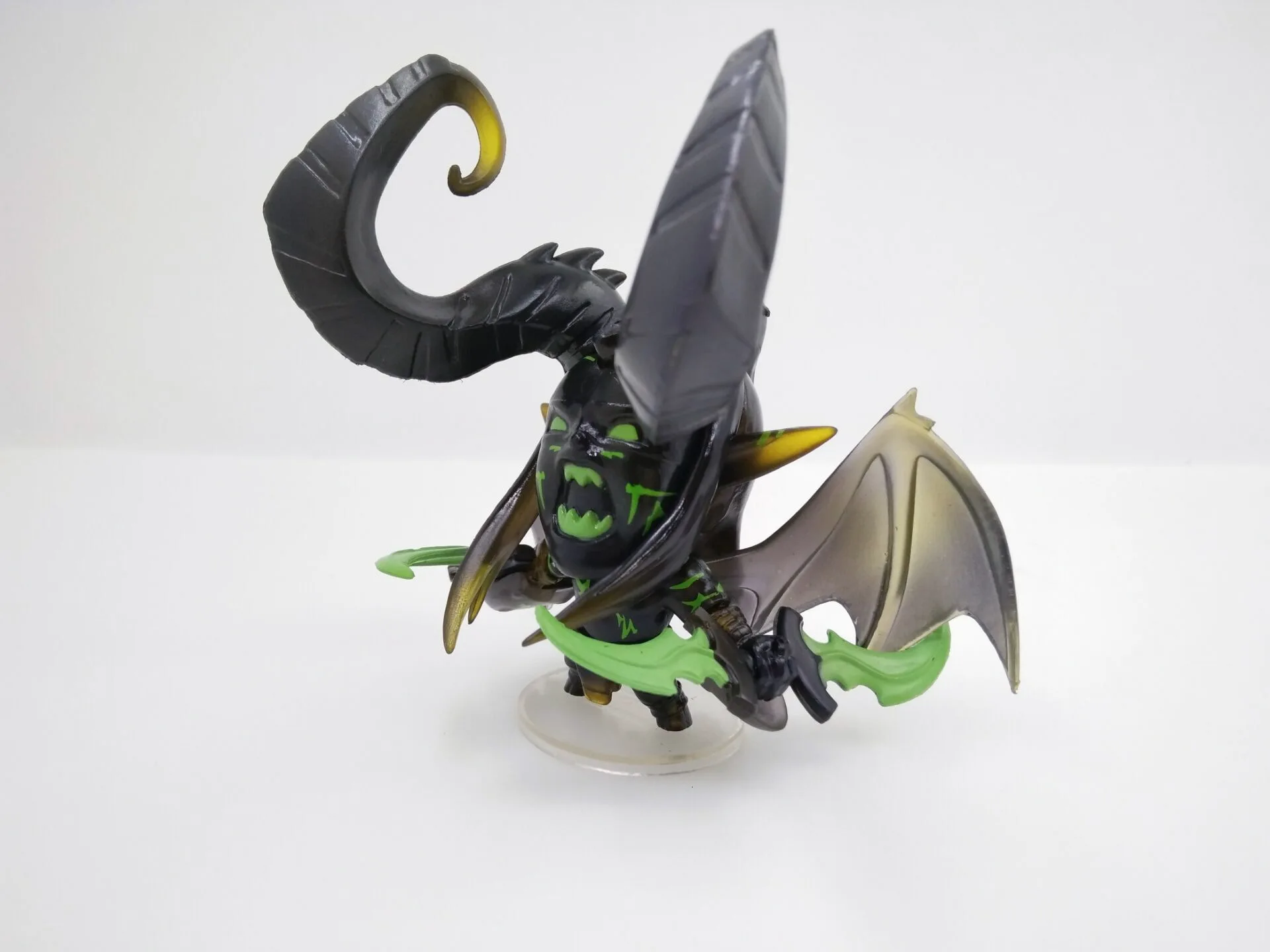 WOW Devil Illidan Hand Do Doll World Of Warcraft пластиковая модель моделирование фигурка Коллекционные Фигурки Рождественские изделия Blizzard