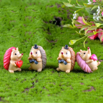 

Colorful Hedgehog Cartoon Thorn Pig Spain Saudi Arabia Arab Emirates Statue Figurine Crafts Figure Home Decoration