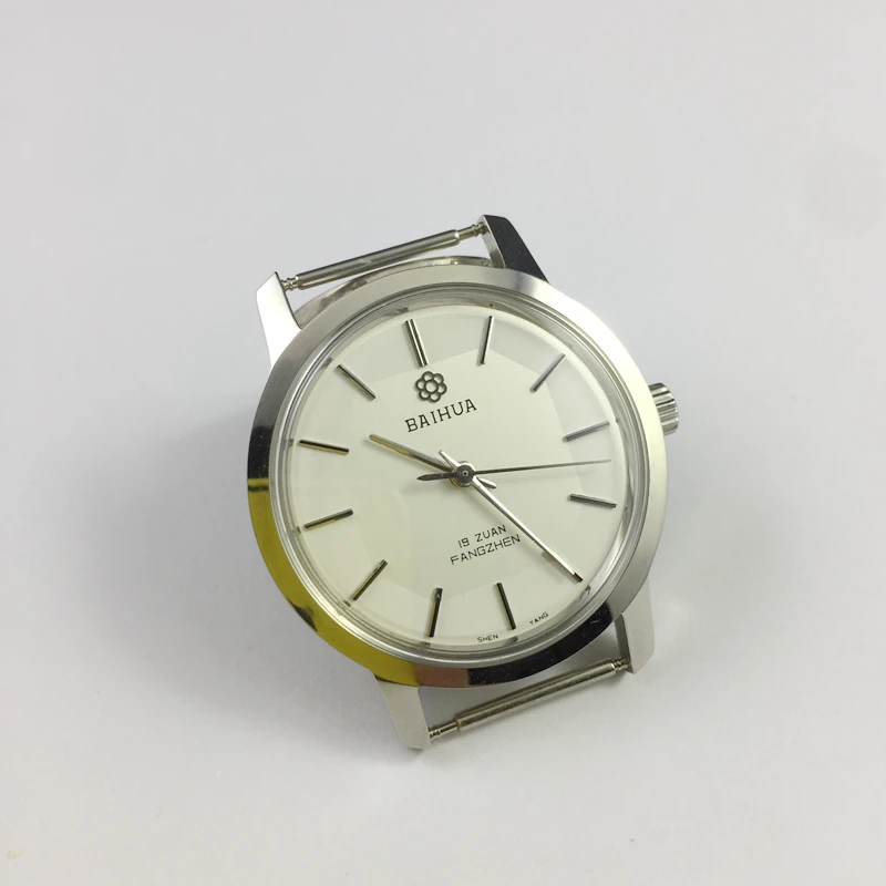 Produced by Shenyang watch factory, Baihua brand manual mechanical watch, all steel, shockproof, 37mm in diameter
