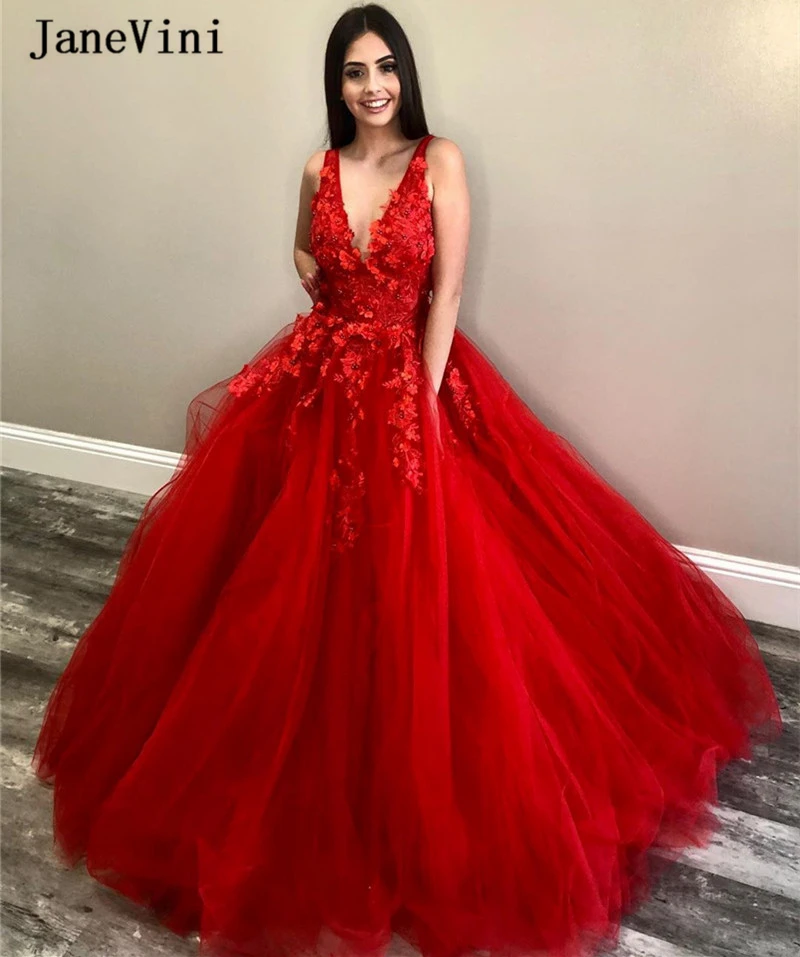 

JaneVini Charming Red Ball Gown Long Quinceanera Dresses 2020 Deep V Neck Handmade Flowers Beaded Puffy Tulle Arabic Prom Gowns
