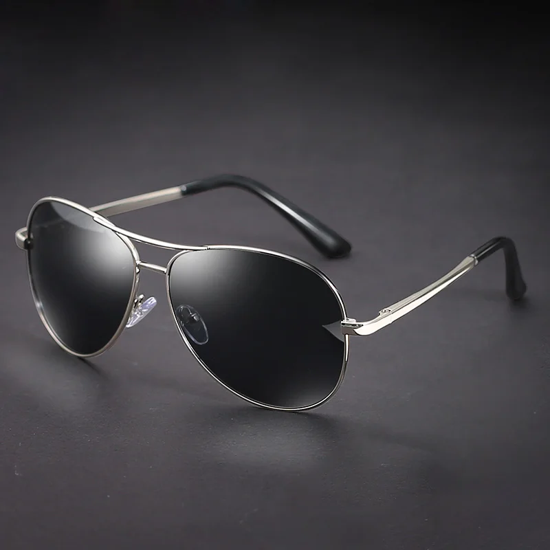 

GisaveNew sunglasses for men with polarized sunglasses, tin-framed aviators and sun-glasses. Many models of chameleons are UV400